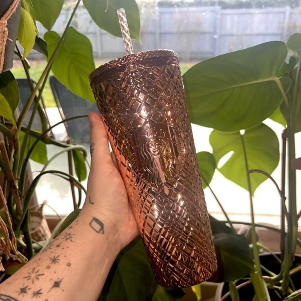 Rose Gold Metallic Starbucks Geometric Disco Cold Tumbler 24oz NWT - Picture 3 of 6
